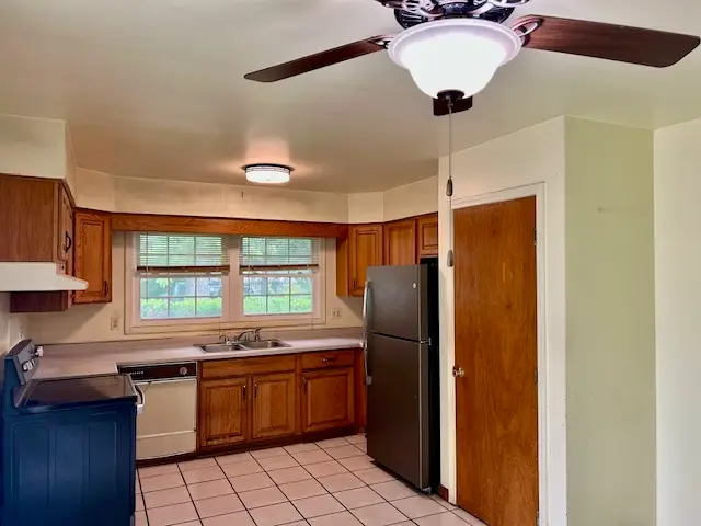 226 Meadows Road S, Bourbonnais, IL 60914 - #3