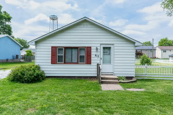 815 7th Street, Colona, IL 61241