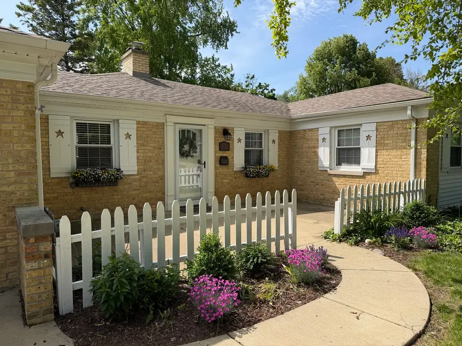 410 N Dryden Place, Arlington Heights, IL 60004 - #2