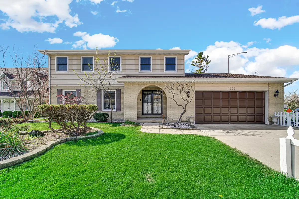 1623 W Bray Court, Arlington Heights, IL 60005 - #1
