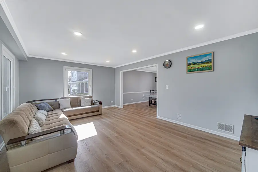 1623 W Bray Court, Arlington Heights, IL 60005 - #3