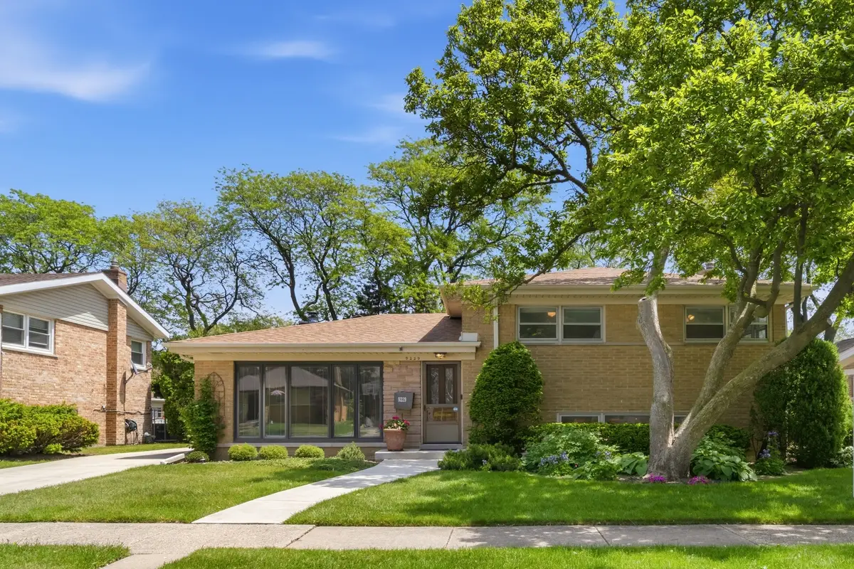 9229 Marmora Avenue, Morton Grove, IL 60053 - #1