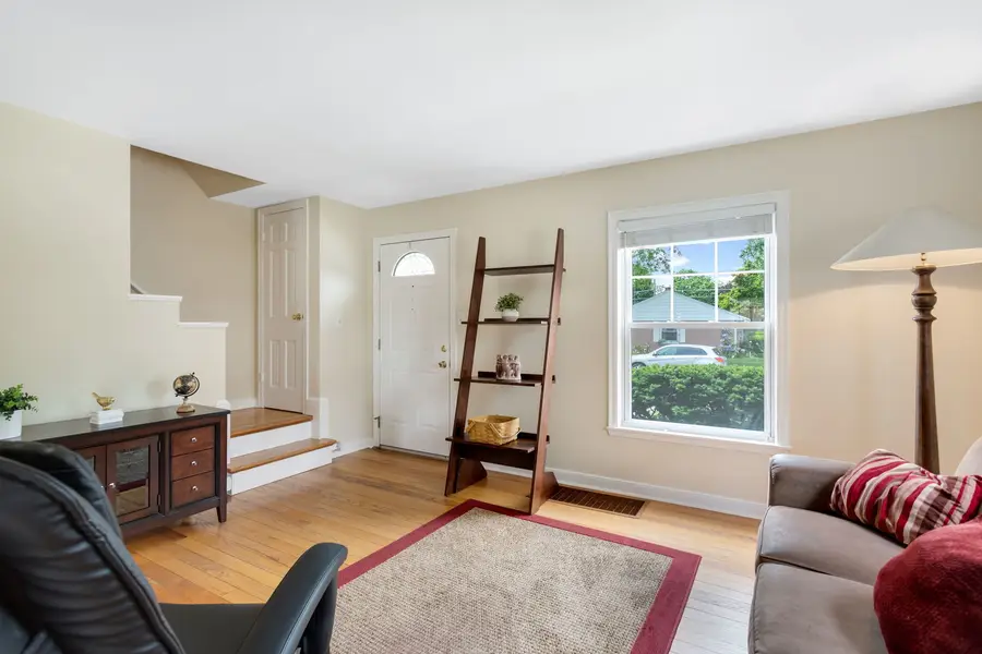 3501 Vernon Avenue, Brookfield, IL 60513 - #3