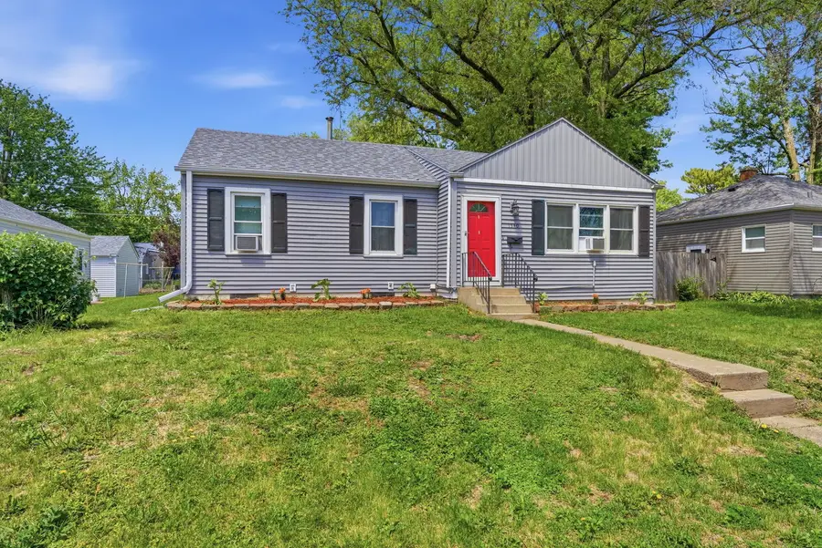 1540 W 35th Street, Davenport, IA 52806 - #2
