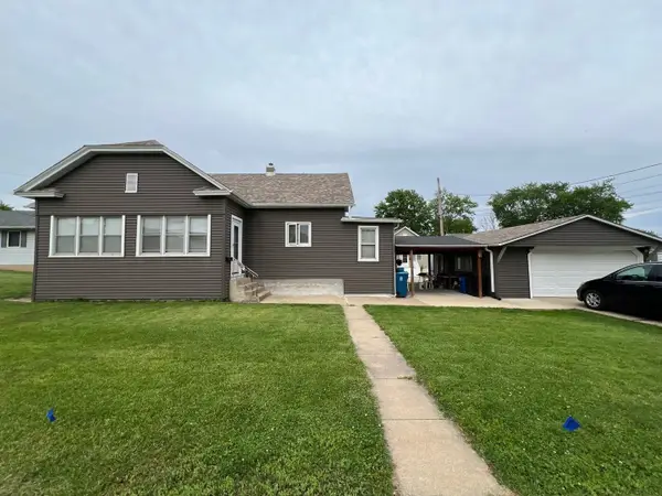 1416 Prospect Avenue, Peru, IL 61354