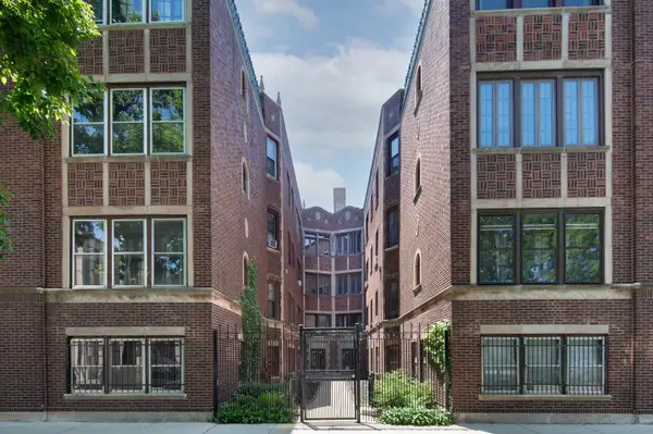 819 E 53rd Street, Chicago, IL 60615