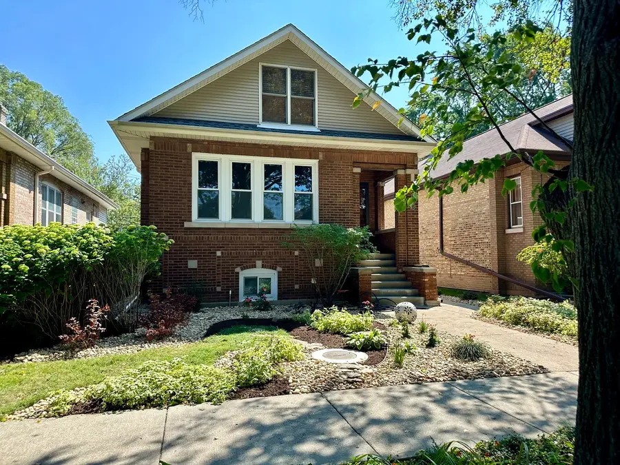 2841 Wenonah Avenue, Berwyn, IL 60402 - #2
