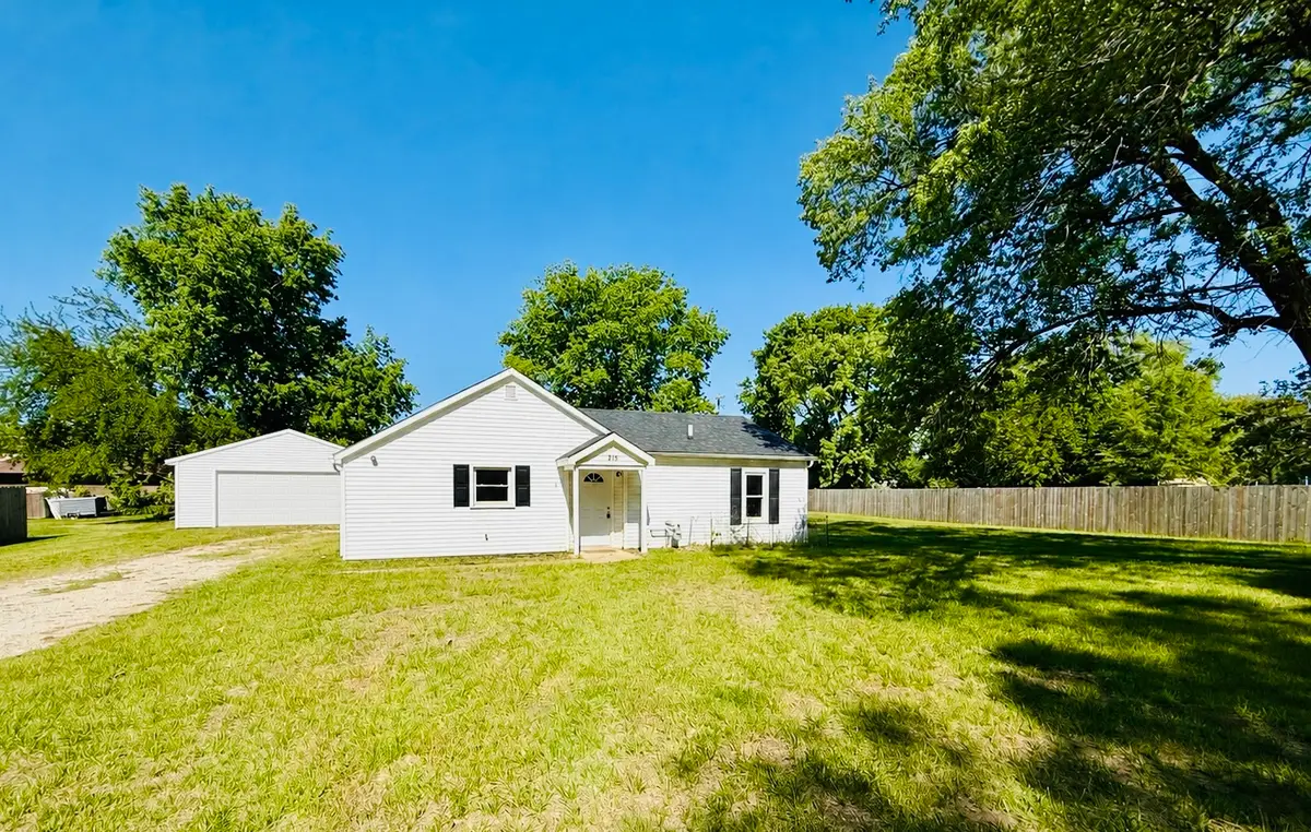 715 8th Street, Colona, IL 61241 - #1