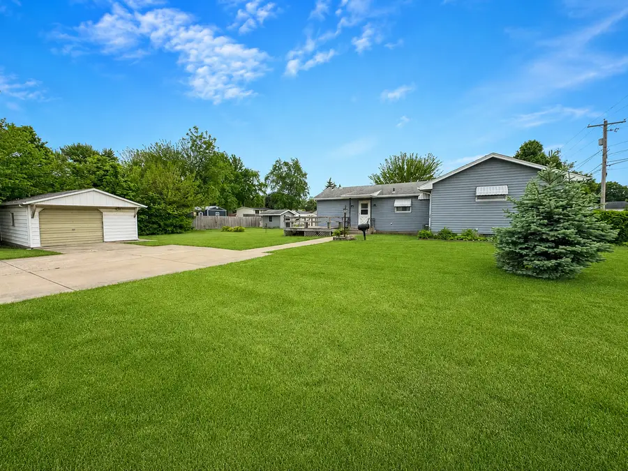 1112 1st Avenue, Ottawa, IL 61350 - #2