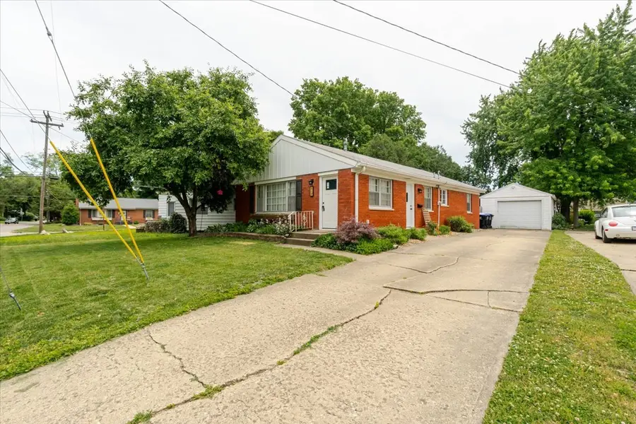 513 Maizefield Avenue, Bloomington, IL 61701 - #3