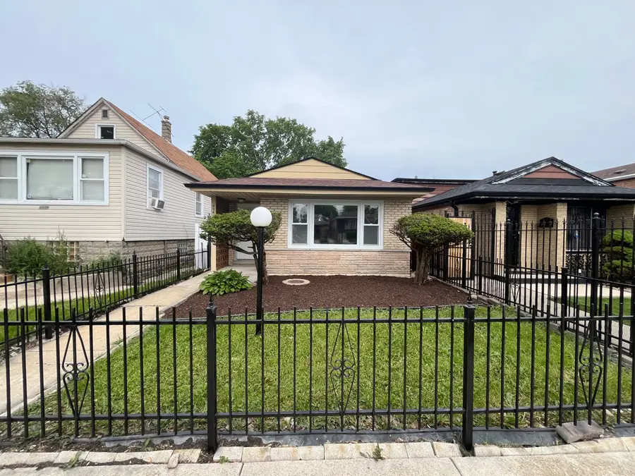9941 S La Salle Street, Chicago, IL 60628 - #2