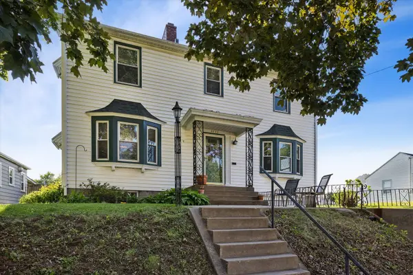 2226 24 1/2 Street, Rock Island, IL 61201