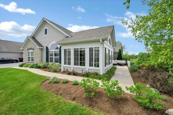 617 Schumann Street #617, Woodstock, IL 60098