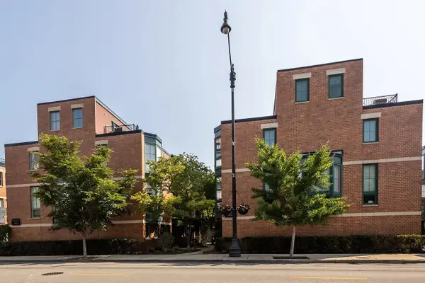 2707 N Lincoln Avenue #R, Chicago, IL 60614