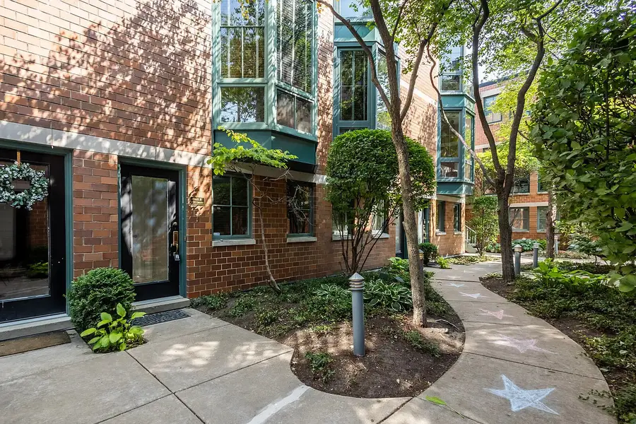 2707 N Lincoln Avenue #R, Chicago, IL 60614 - #2