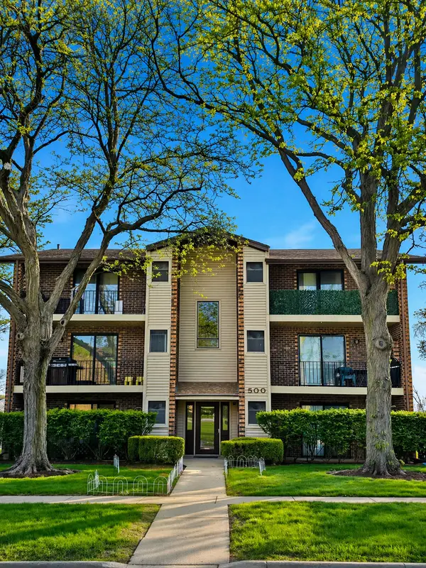 500 Valley Drive #100, Naperville, IL 60563