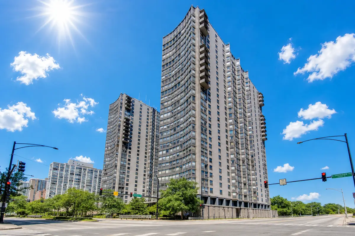 5701 N Sheridan Road #6D, Chicago, IL 60660 - #1
