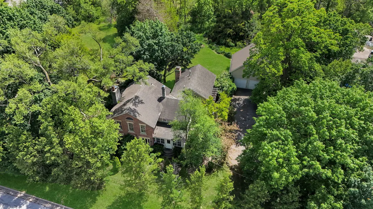 36W927 Red Gate Road, Saint Charles, IL 60175 - #1