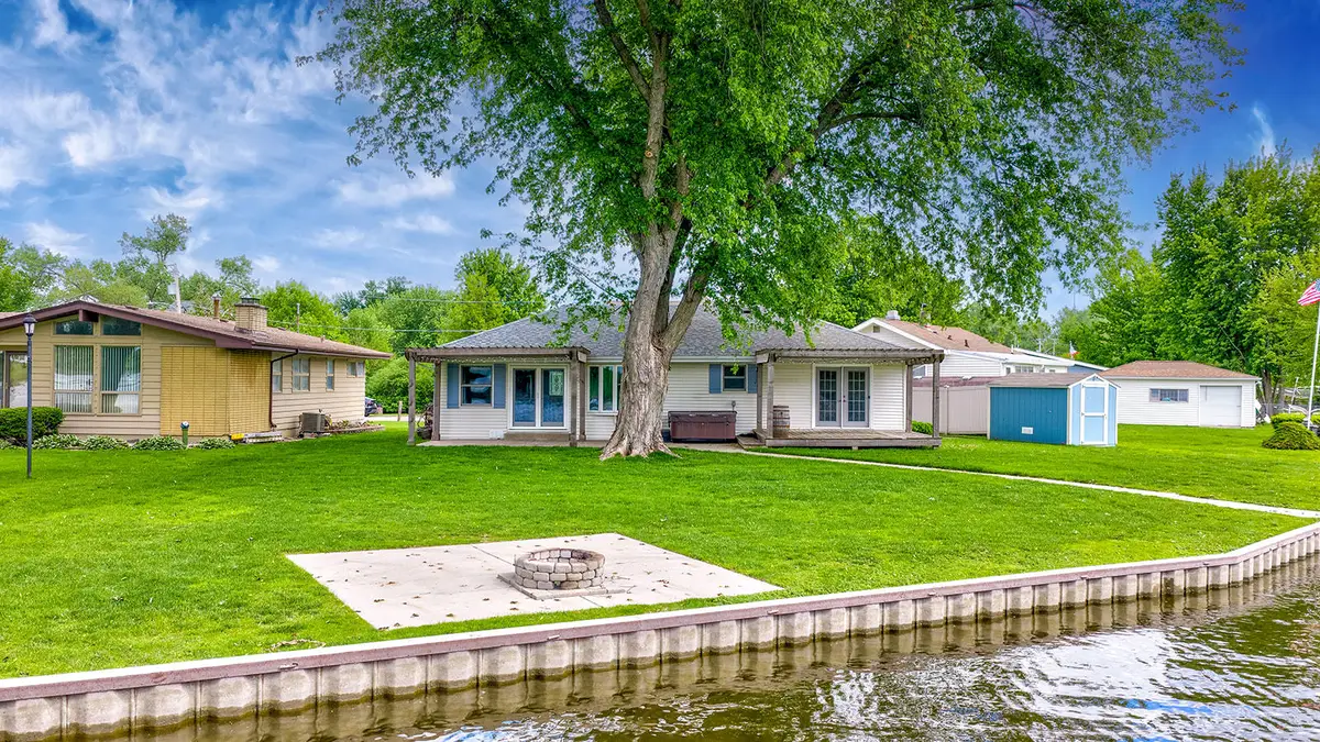524 Park Avenue, Fox Lake, IL 60020 - #1