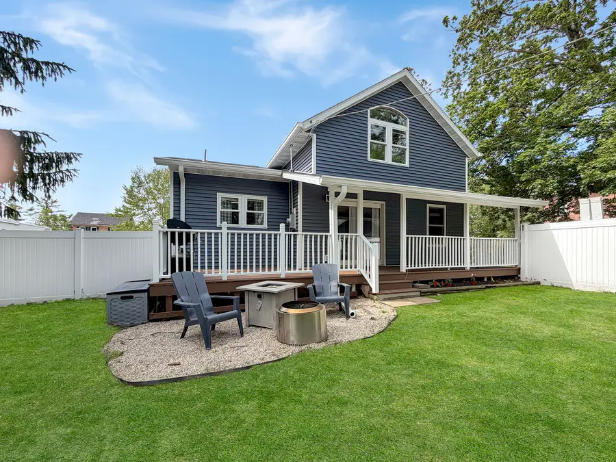 505 Oak Street, Lena, IL 61048 - #2