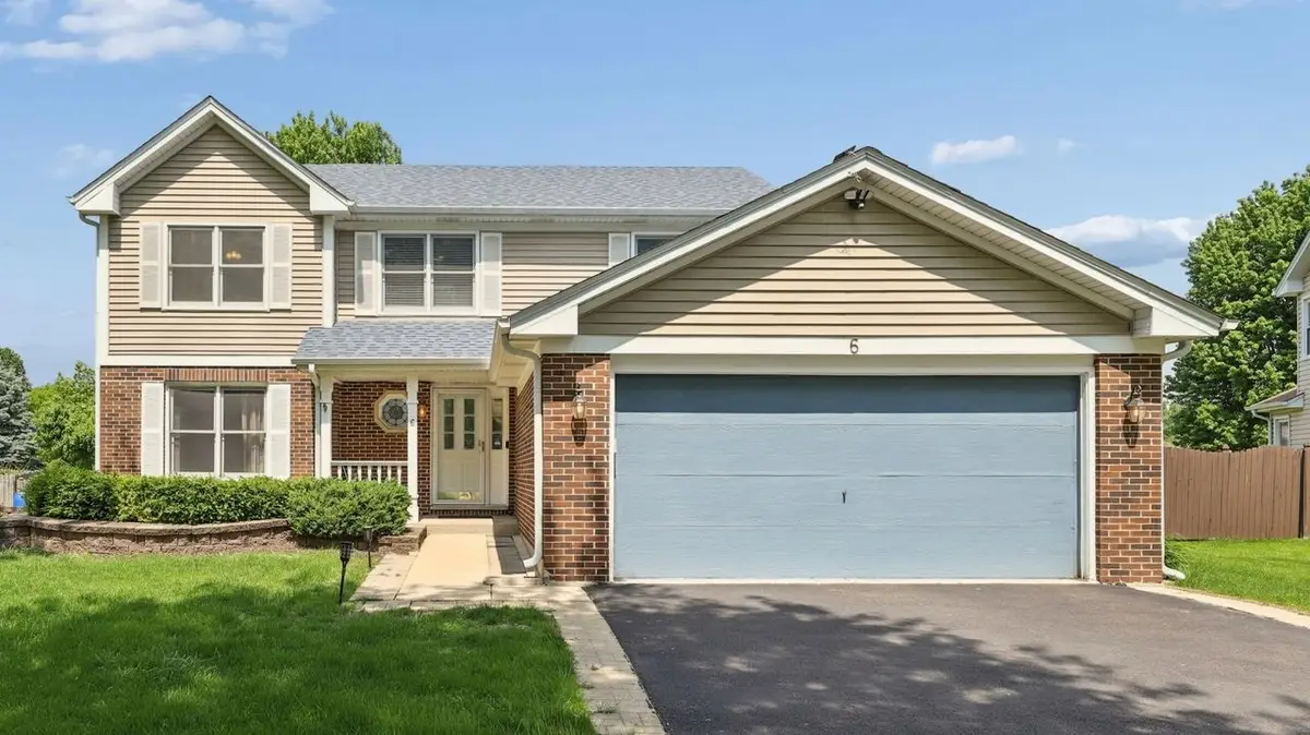 6 Boulder Ridge Court, Bolingbrook, IL 60490 - #1