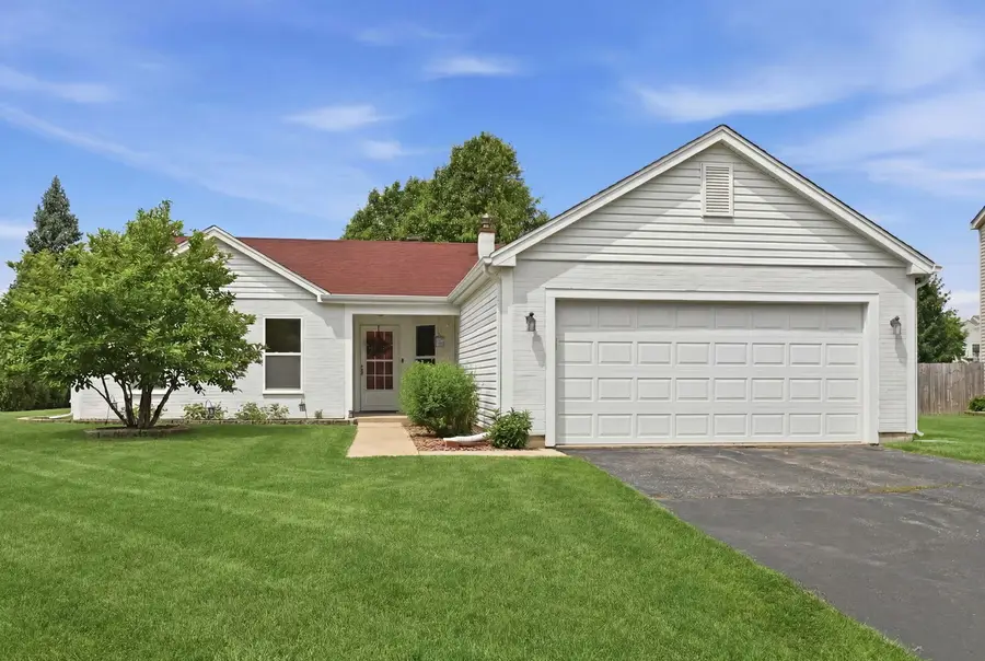 216 Magnolia Drive, North Aurora, IL 60542 - #2
