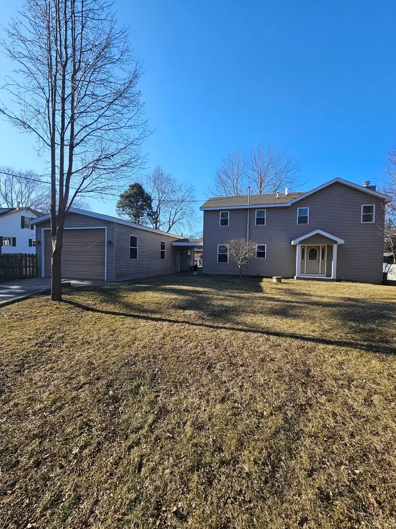 2120 Beach Drive, Fox River Grove, IL 60021 - #2