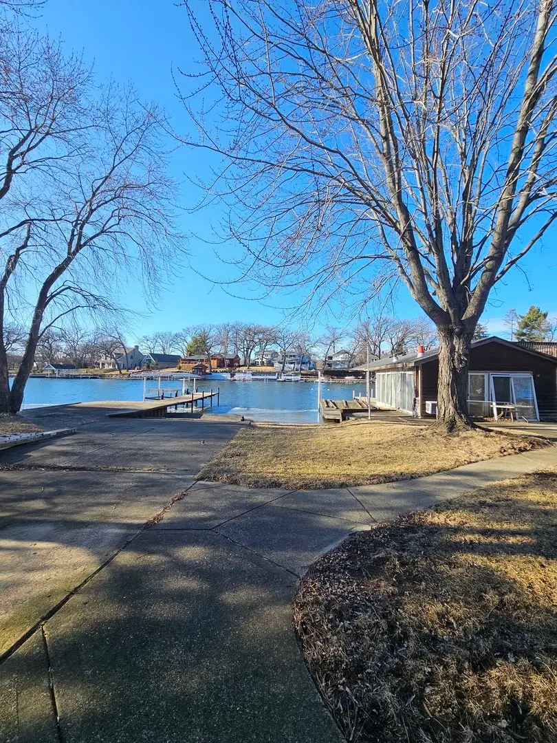 2120 Beach Drive, Fox River Grove, IL 60021 - #3