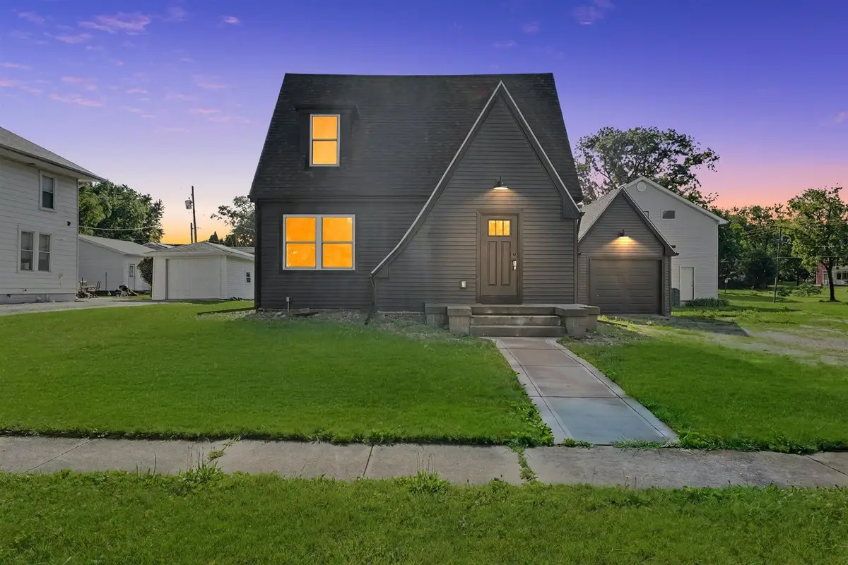 310 N Melvin Street, Gibson City, IL 60936 - #1