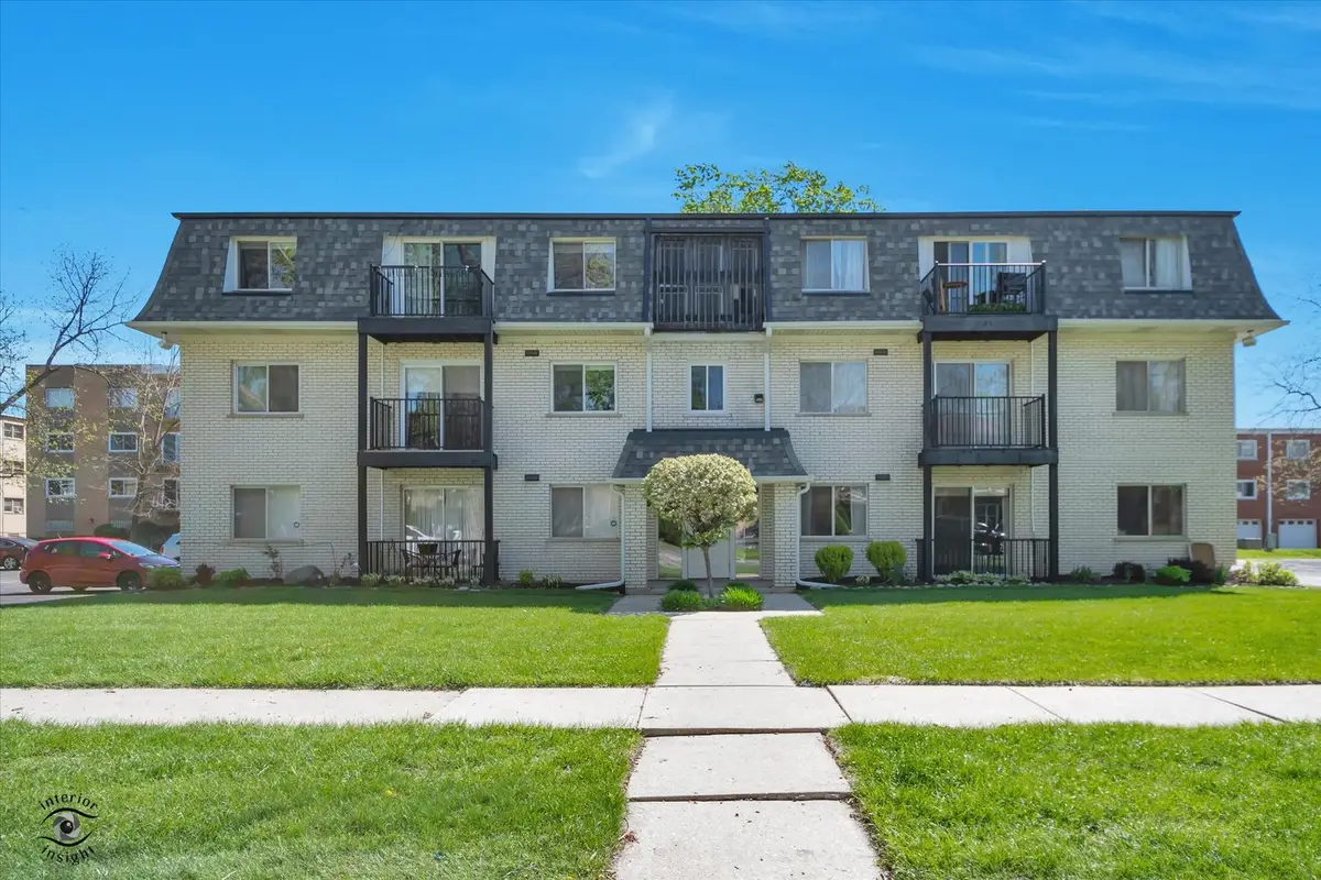 9621 S Karlov Avenue #301, Oak Lawn, IL 60453 - #1
