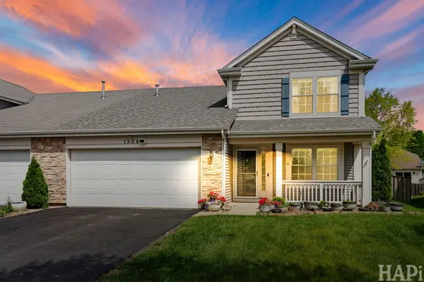 1334 Promontory Drive, Pingree Grove, IL 60140