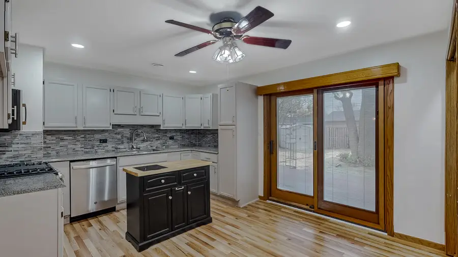331 Fairfax Avenue, Romeoville, IL 60446 - #3