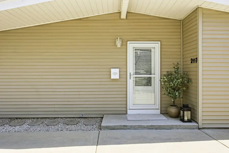 2117 Grouse Lane, Rolling Meadows, IL 60008 - #3