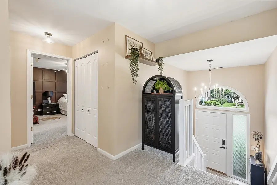 489 Banyan Tree Lane, Buffalo Grove, IL 60089 - #3