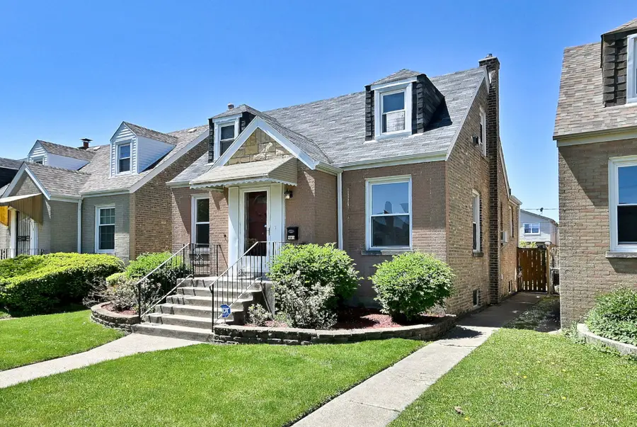 2732 N 72nd Court, Elmwood Park, IL 60707 - #2