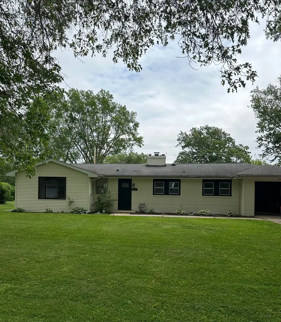 1304 Riverview Road, Sterling, IL 61081 - #1