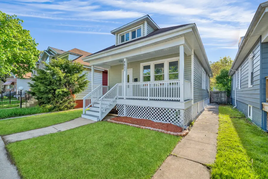 8611 S Kingston Avenue, Chicago, IL 60617 - #2