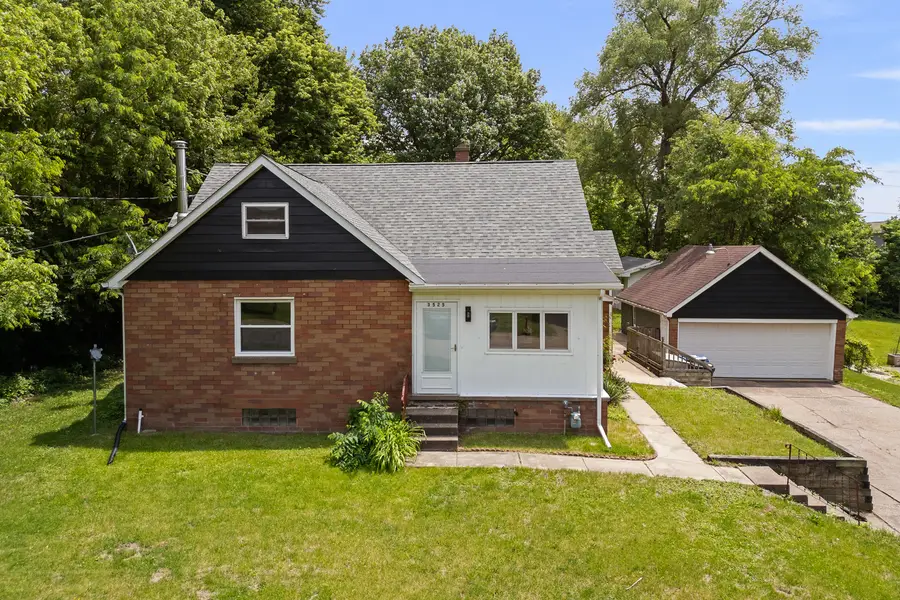 3525 Fair Avenue, Davenport, IA 52806 - #2