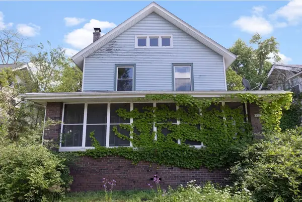 1239 Garrison Avenue, Rockford, IL 61103