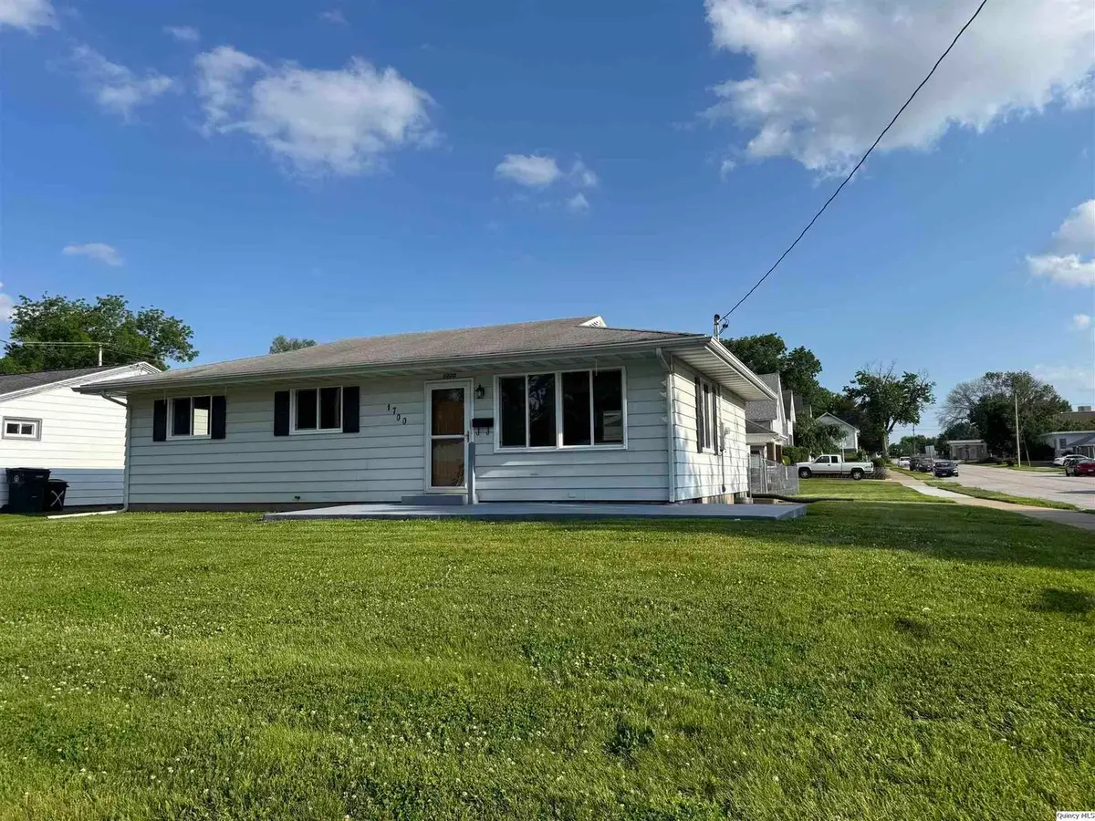 1700 Washington, Quincy, IL 62301 - #1