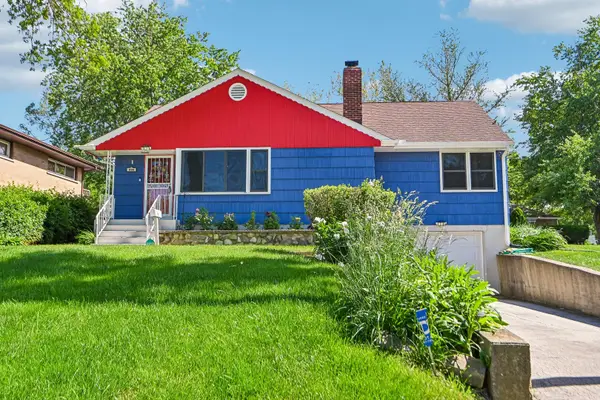 696 2nd Street, Crete, IL 60417