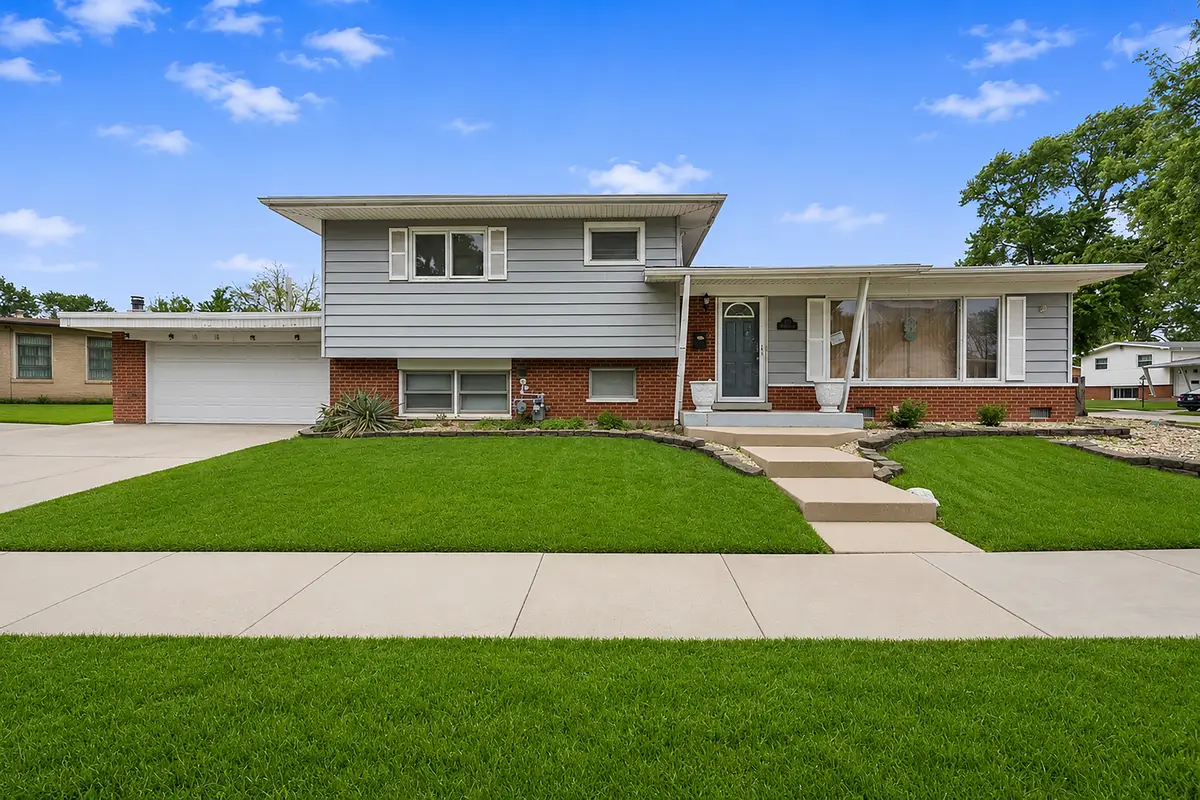 150 Terrace Drive, Chicago Heights, IL 60411 - #1