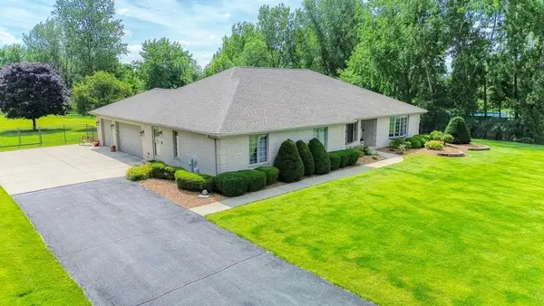 24031 S Schoolhouse Road, Manhattan, IL 60442
