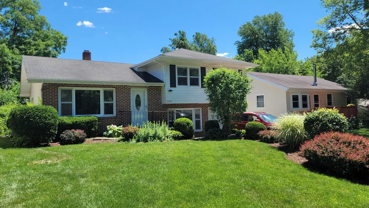7N101 Kearns Road, South Elgin, IL 60177 - #1