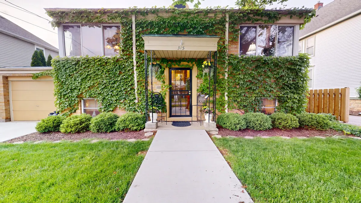 315 E Union Avenue, Wheaton, IL 60187 - #1
