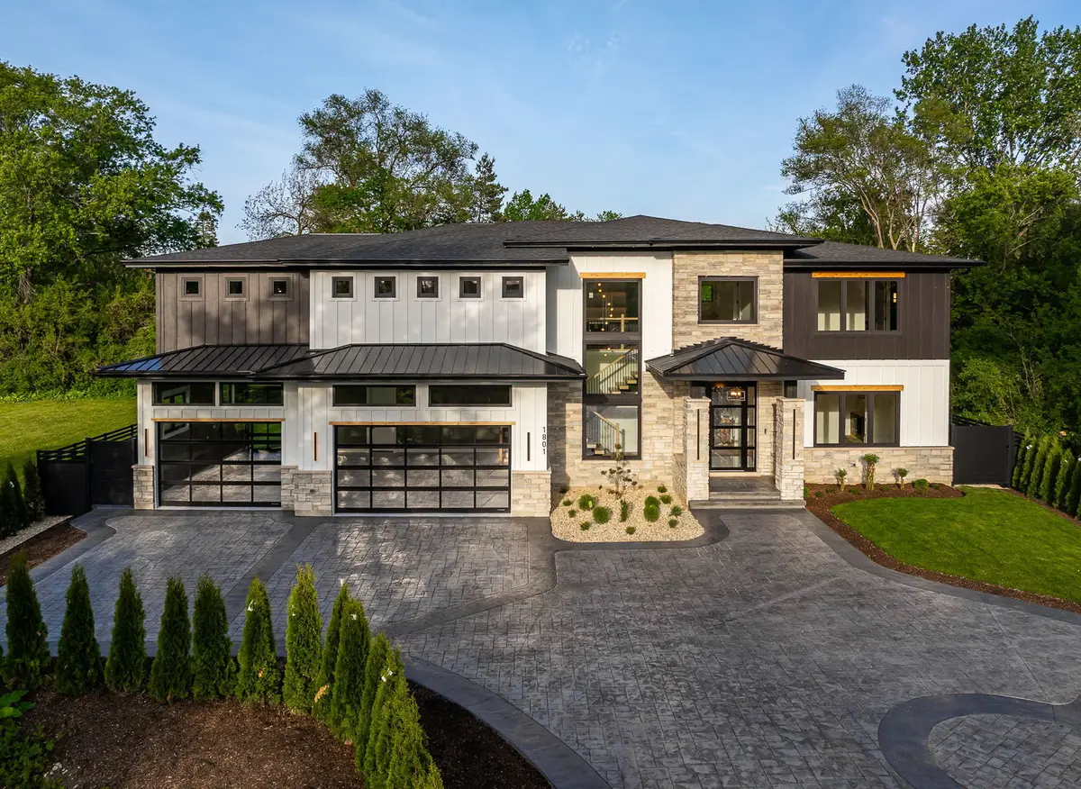 1801 N Clarence Avenue, Arlington Heights, IL 60004 - #1