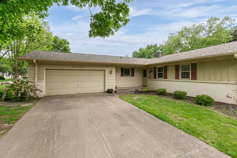 3324 34th Ave Court, Rock Island, IL 61201 - #3