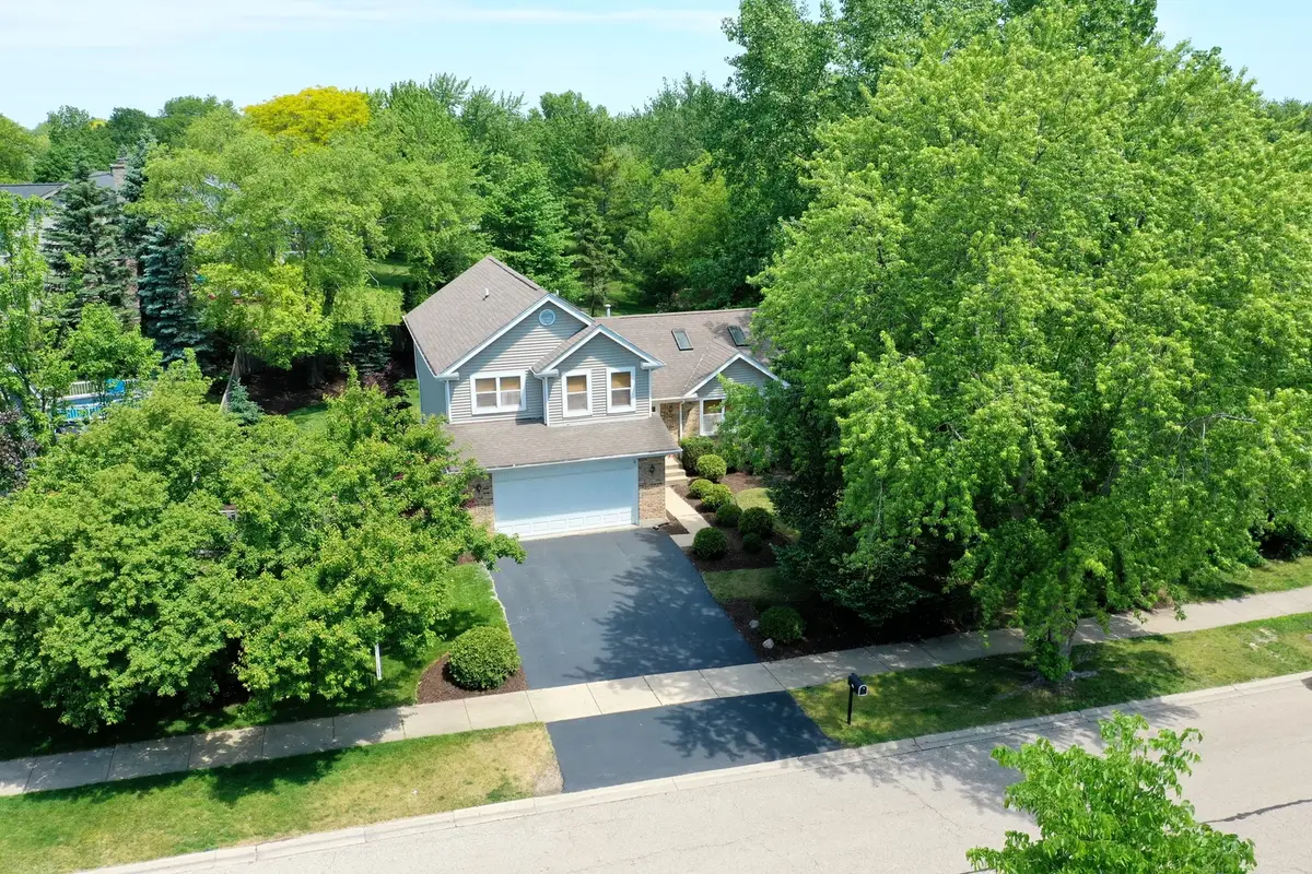 464 Farm Bridge Road, Lake Zurich, IL 60047 - #1