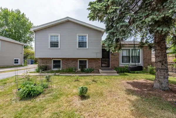 3332 N Lewis Avenue, Waukegan, IL 60087