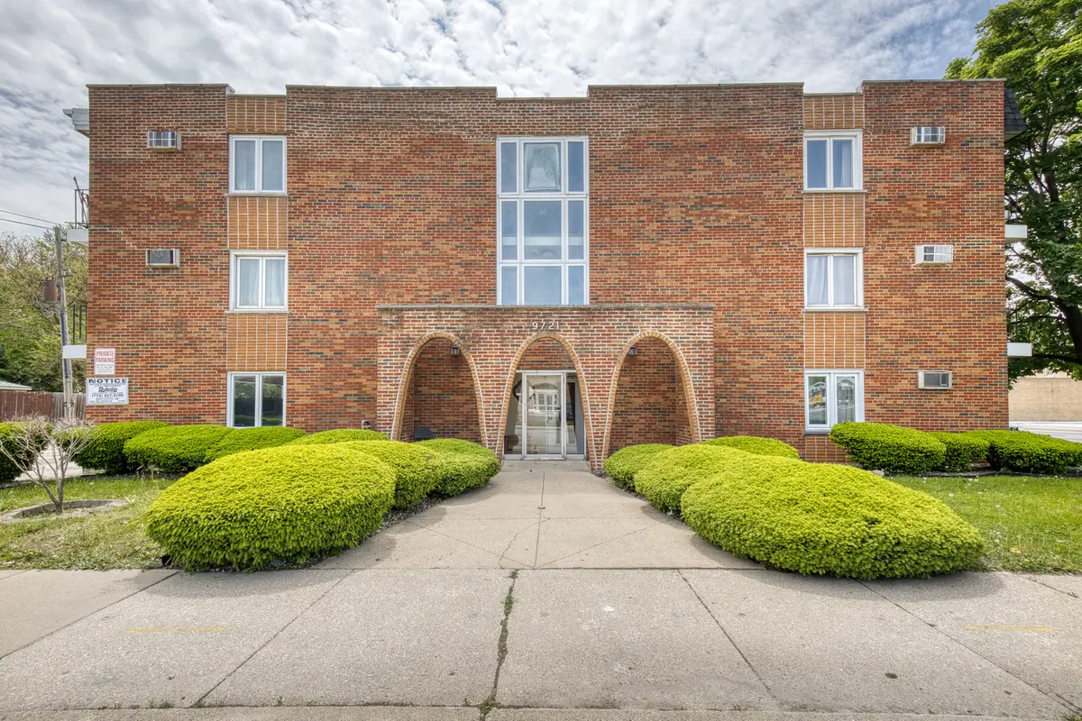 9721 S Cicero Avenue #1C, Oak Lawn, IL 60453 - #1